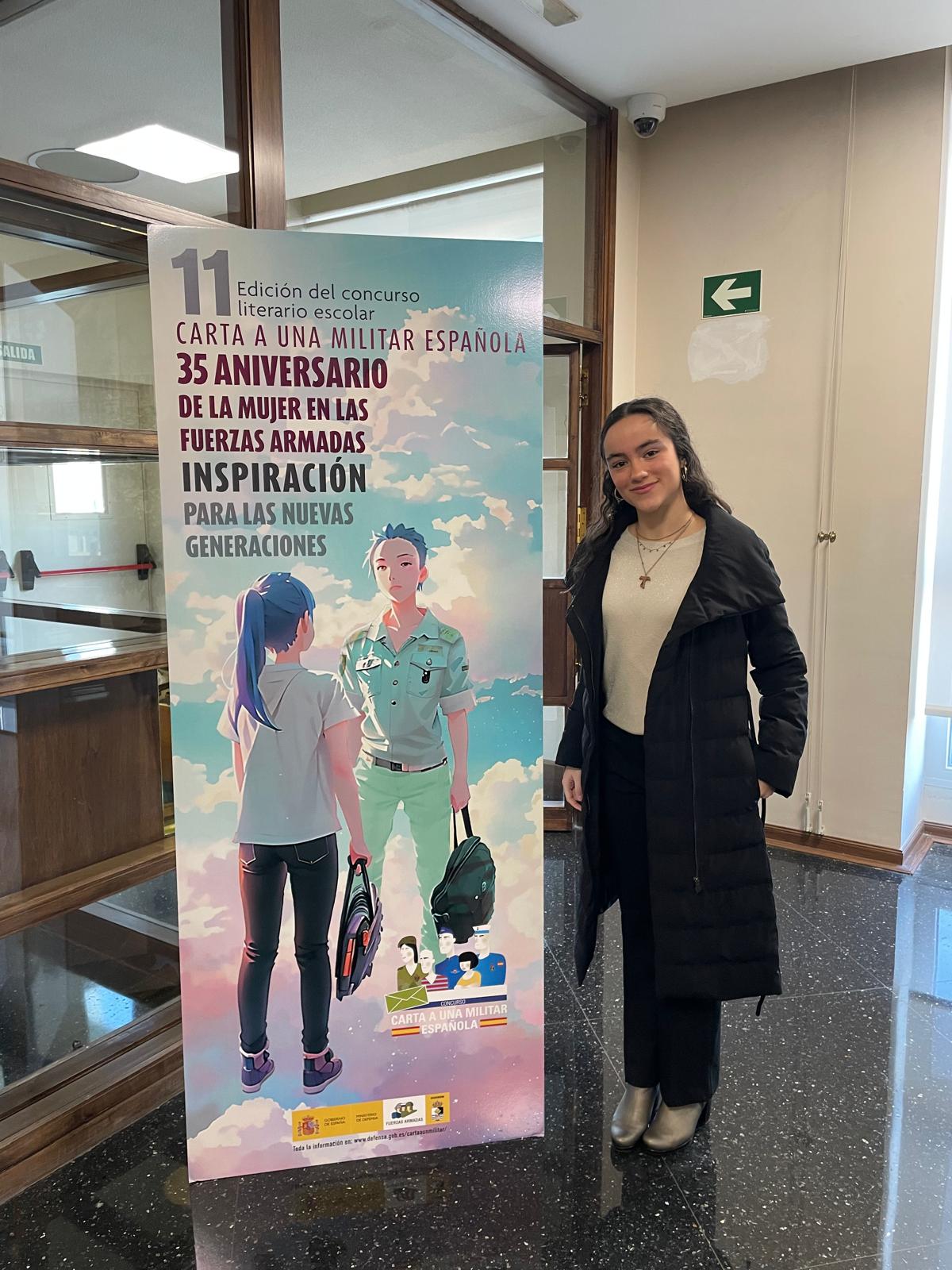 Premio-Carta A Una Millitar Española