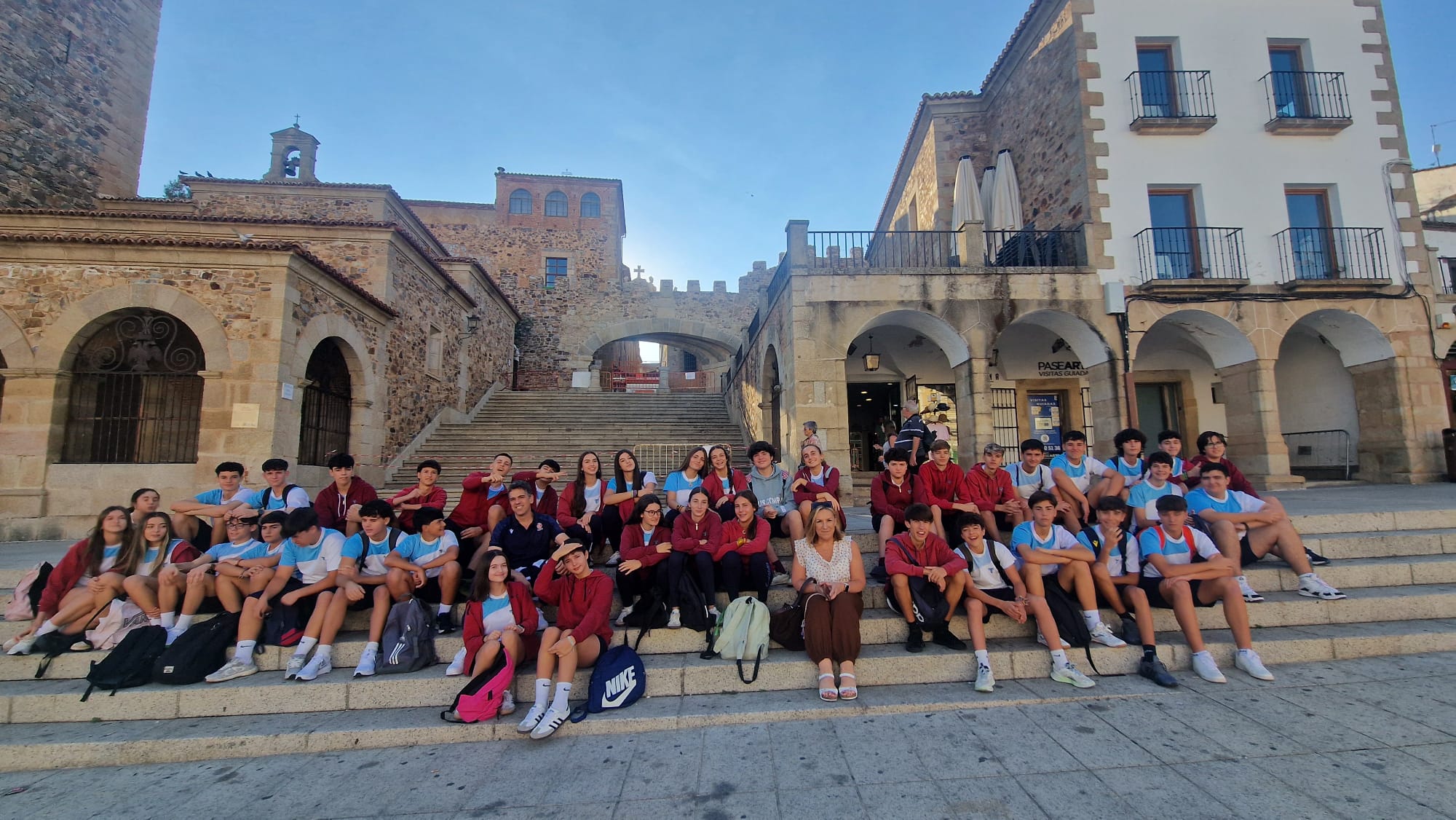 Alumnado de 4º de ESO Alumnado de 4º de ESO